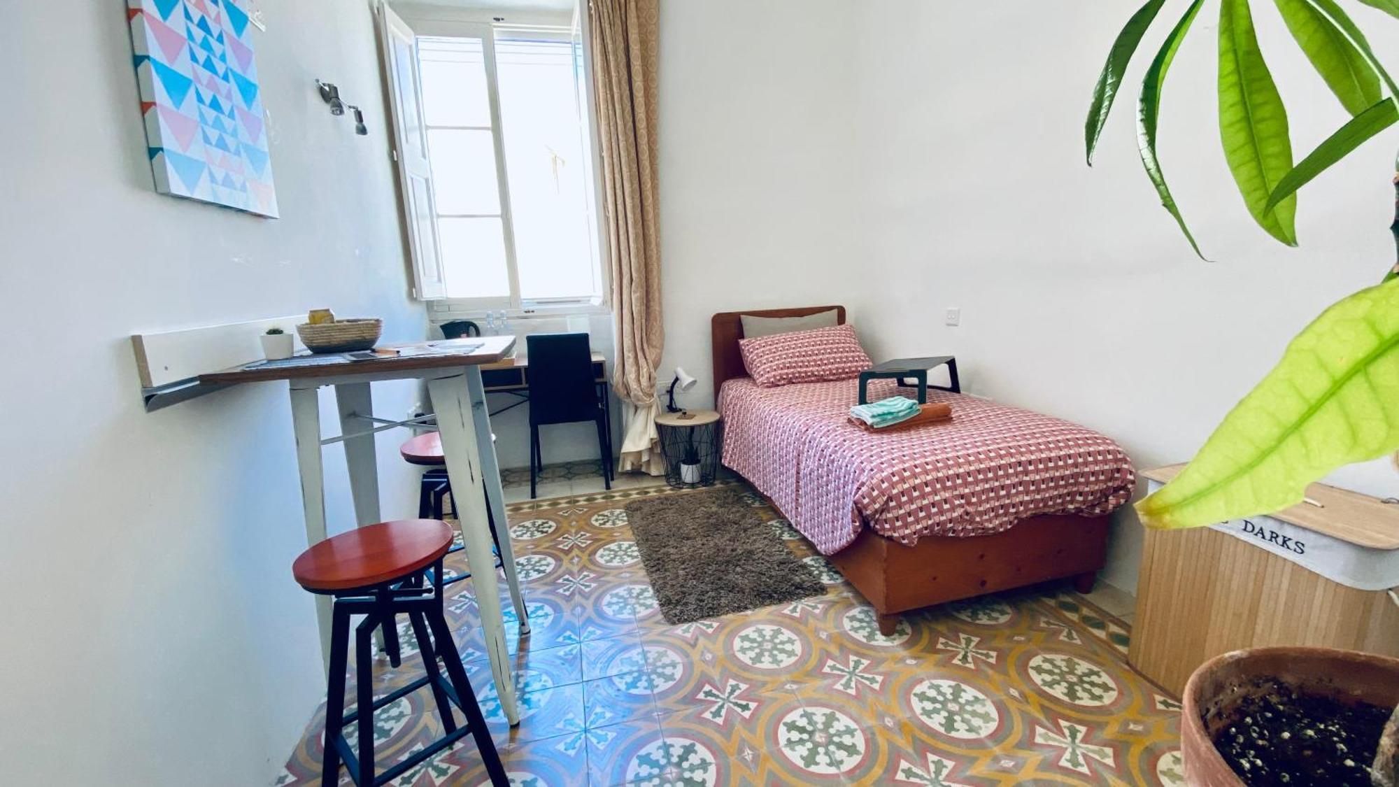 Free Breakfast, Pool, Spacious Aircon Hideaway Mosta Exterior foto